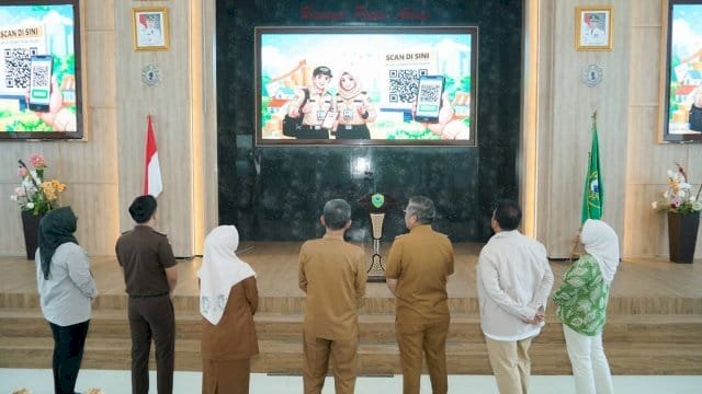 Pemkab Barru Percepat Digitalisasi PAD, Luncurkan QRIS Pasar dan Klinik Pendapatan
