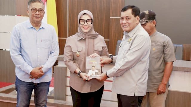 Bupati Barru Jamu Kunjungan Kerja Wakil Ketua Komisi VI DPRD RI