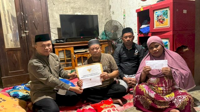 Gubernur Sulsel Kirim Bantuan untuk Ibu Helmi Usai Viral Terkait Penertiban di CPI