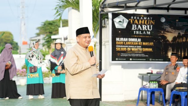 Lepas 2.000 Peserta Kirab Muharram, Wali Kota Makassar Serukan Penguatan Persatuan