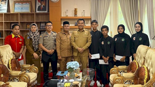 Harumkan Nama Daerah, Bupati Luwu Utara Apresiasi Pelajar Peraih Emas Kejuaraan Pencak Silat Nasional