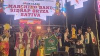 Barru Juara Futsal Porsenijar PGRI Sulsel 2026, Wabup Nurkanaah Kalungkan Medali di Rappang