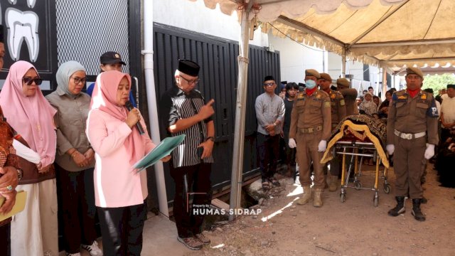 Doa dan Air Mata Iringi Pelepasan Rahmawati Arifin Nu’mang, Pemkab Sidrap Sampaikan Duka Mendalam