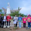 Fatmawati Naik Vespa Keliling Toraja Utara, Tanam Tabebuya di Kete Kesu