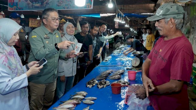 Pemkab Barru Tinjau Pasar Mattirowalie, Siapkan QRIS dan Optimalkan Los