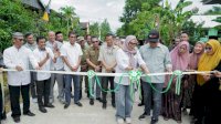 Bupati Barru Resmikan Jalan Passedde setelah 18 Tahun Rusak Berat