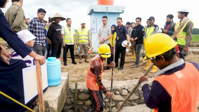 Gubernur Sulsel Groundbreaking Irigasi Paket 1 di Bulukumba, Optimalkan Pengairan 1.200 Hektare Sawah