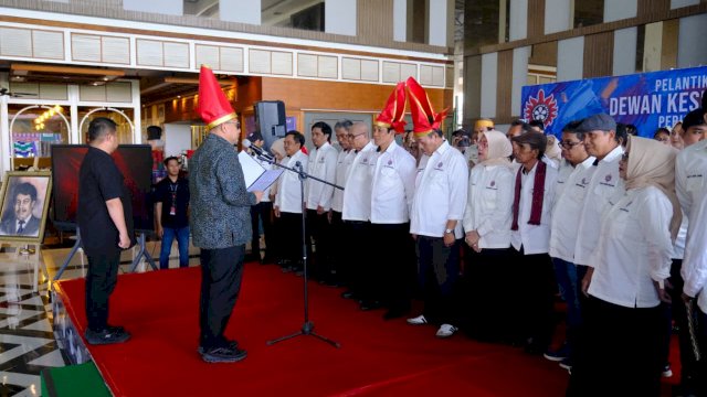 Walikota Makassar Kukuhkan Pengurus Dewan Kesenian
