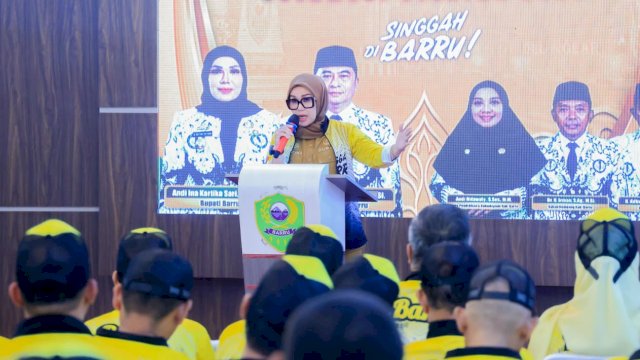 Bupati Barru Lepas Kontingen Olahraga PGRI
