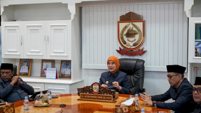 Wakil Wali Kota Makassar Sampaikan Jawaban Wali Kota atas Pandangan Fraksi DPRD, Tegaskan Komitmen Perkuat Tata Kelola APBD