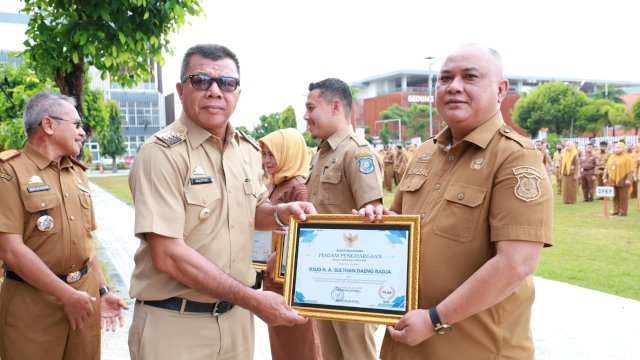 Bupati Andi Utta Apresiasi Tiga OPD Berprestasi, Pelayanan Publik Bulukumba Raih Predikat Kualitas Tinggi dari Ombudsman