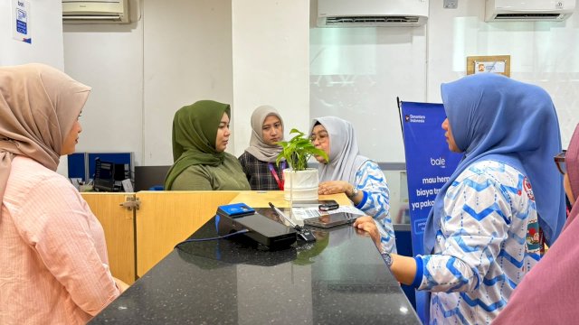 Jelang Aturan Baru 1 Agustus, TP PKK Makassar Door to Door Edukasi Warga Pilah Sampah dari Rumah