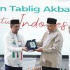 Salam Indonesia Warnai Muktamar V Wahdah Islamiyah, Wakil Wali Kota Makassar Salurkan Bantuan Pangan untuk Guru Mengaji