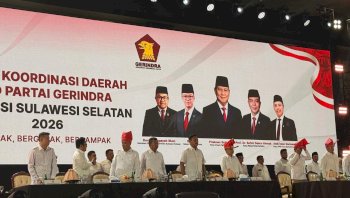 Duduk Berdampingan dengan Dasco, Andi Muchtar Ali Yusuf dan Sinyal Politik dari Panggung Gerindra Sulsel