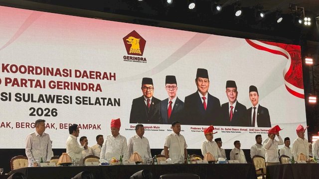 Duduk Berdampingan dengan Dasco, Andi Muchtar Ali Yusuf dan Sinyal Politik dari Panggung Gerindra Sulsel