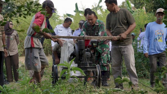 Bupati Luwu Turun ke Sawah, 3.025 Hektare Lahan Terdampak Kekeringan Ditangani dengan Pompa Air