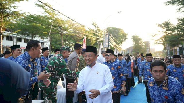 Pemkot Makassar Sambut 1.157 Peserta MTQ VIII KORPRI Nasional Lewat Defile Kafilah