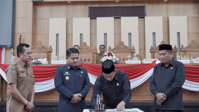 DPRD Luwu Sampaikan Hasil Pembahasan KUPA-PPAS, Pemkab Pastikan Anggaran Berpihak pada Masyarakat