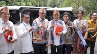 Wamendagri Bima Arya Belanja di Stan Sidrap, Produk Lokal Curi Perhatian di AOE 2026
