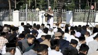 Di Tengah Kemarau Panjang, Gubernur Andi Sudirman Bersama Ribuan Warga Gelar Salat Istisqa