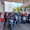 Ada Apa dengan BBM di Sulsel? Sebulan Warga Makassar &ldquo;Berdamai&rdquo; dengan Antrean Panjang di SPBU