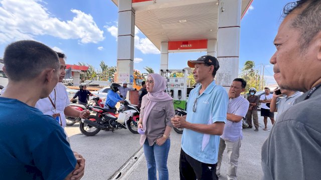 Sidak SPBU Lipukasi, Bupati Barru Pertanyakan Kuota BBM: Berkurang Sejak Januari, Kenapa Baru Terasa Agustus?