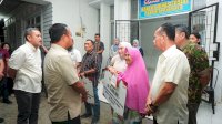 Gubernur Sulsel Serahkan Bantuan Rp45 Juta untuk Tiga Korban Kebakaran Jeneponto