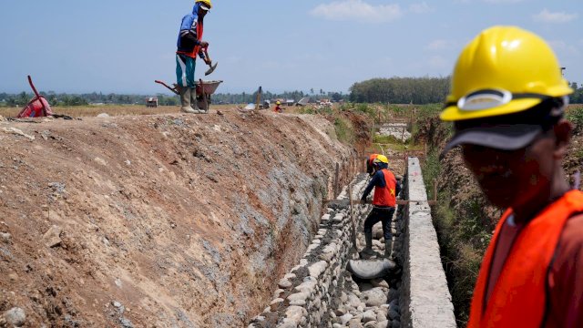 Petani Bulukumba Optimistis Tanam Padi Tiga Kali Setahun Berkat MYP Irigasi Sulsel
