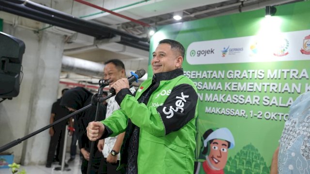 Sapa Pengemudi Gojek, Munafri Tekankan Kesehatan dan Jaminan Sosial