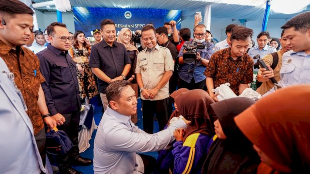 Gubernur Sulsel Dampingi Kepala BGN Aktivasi 480 SPPG 3T di Kawasan Timur