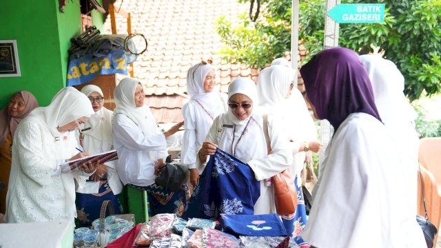 Dekranasda Makassar Pelajari Pemberdayaan Perajin di Kampung Batik Cibuluh, Bidik Model Pembinaan Berkelanjutan