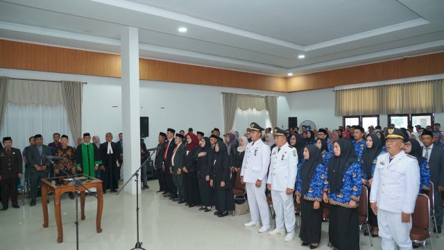 Lantik 33 Pejabat, Bupati Luwu Tegaskan Evaluasi Kinerja dan Tanggung Jawab Jabatan