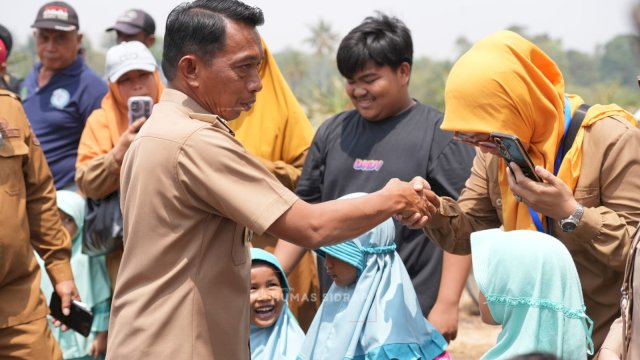 Dari Tradisi Mappadendang ke IP300, Syaharuddin Alrif Dorong Pertanian Sidrap Makin Produktif