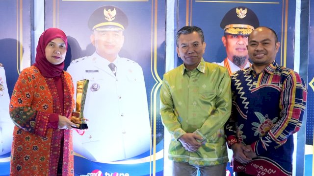 Makassar BERJASA Raih Penghargaan Nasional, Appi-Aliyah Perkuat Perlindungan Pekerja Rentan