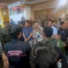 DPRD Sulsel Tak Henti Diserbu Massa, Cicu Turun Temui Pengunjuk Rasa Soal Kelangkaan BBM-LPG