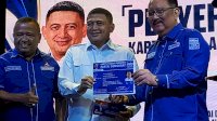 Munafri Resmi Terima KTA Demokrat, Ni&rsquo;matullah: Modal Besar dan Kekuatan Politik Baru