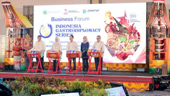 Wagub Sulsel Buka Forum IGS